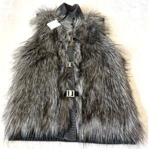Calvin Klein Women faux Fur Sweater Vest Sz XS Gray Zipper/Buckles NEW